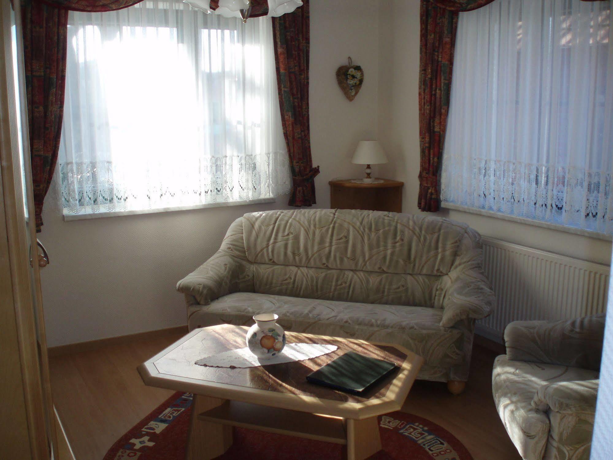 Hotel Garni Nussbaumhof Ückeritz Zewnętrze zdjęcie